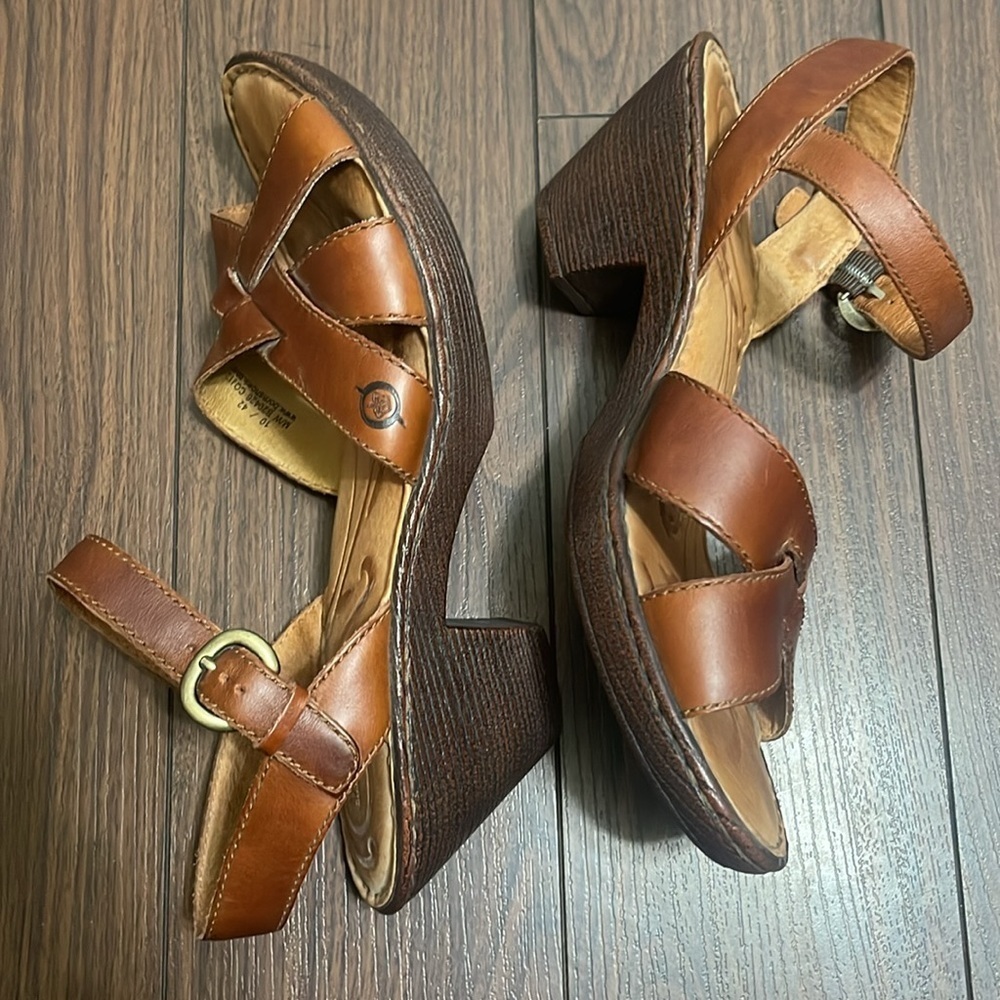 Born Leather Sandals Brown Size 10 - Picture 5 of 11